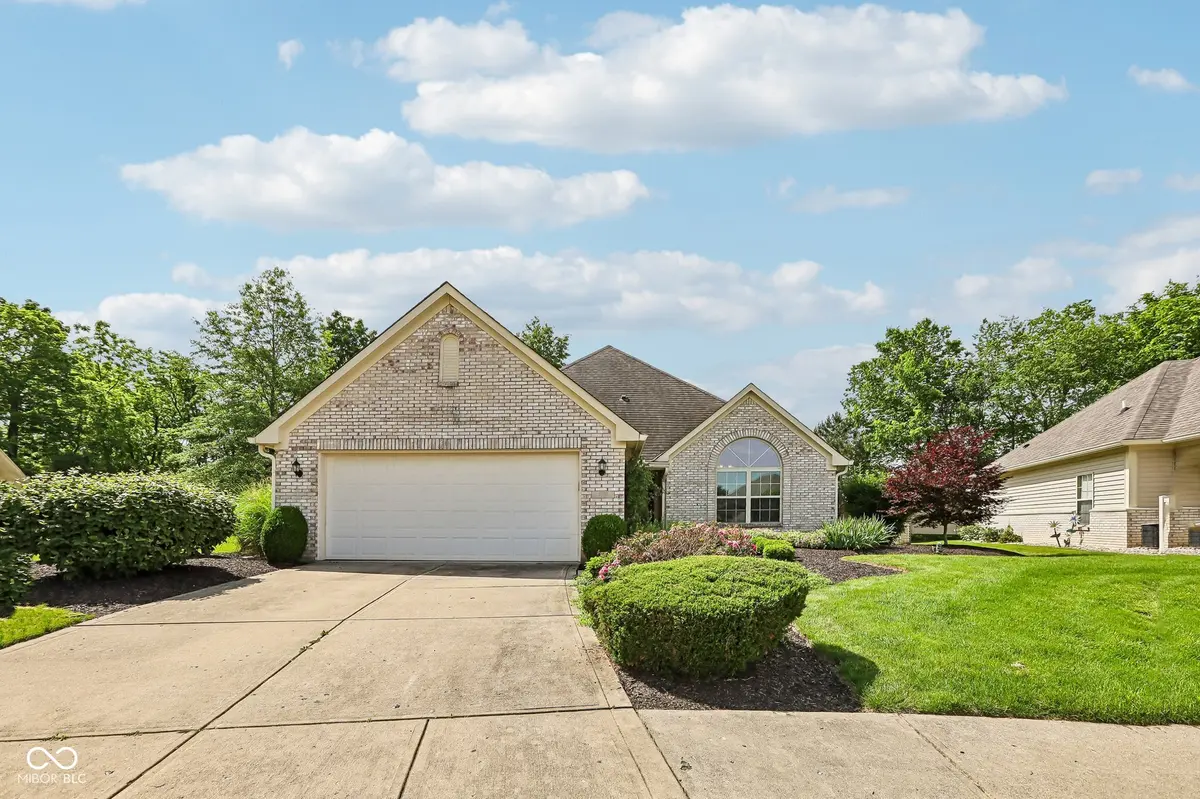 1781 Stonewall CIR, Greenfield, IN 46140