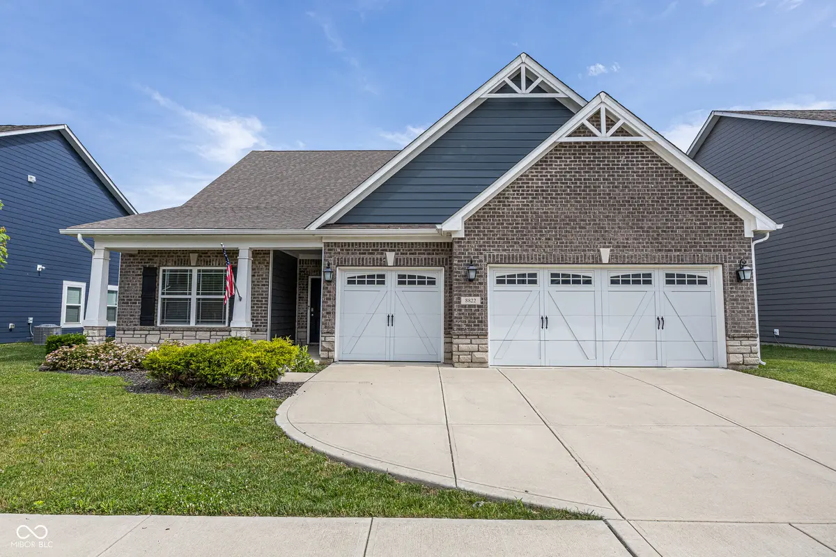 8822 Rowling WAY, Indianapolis, IN 46239