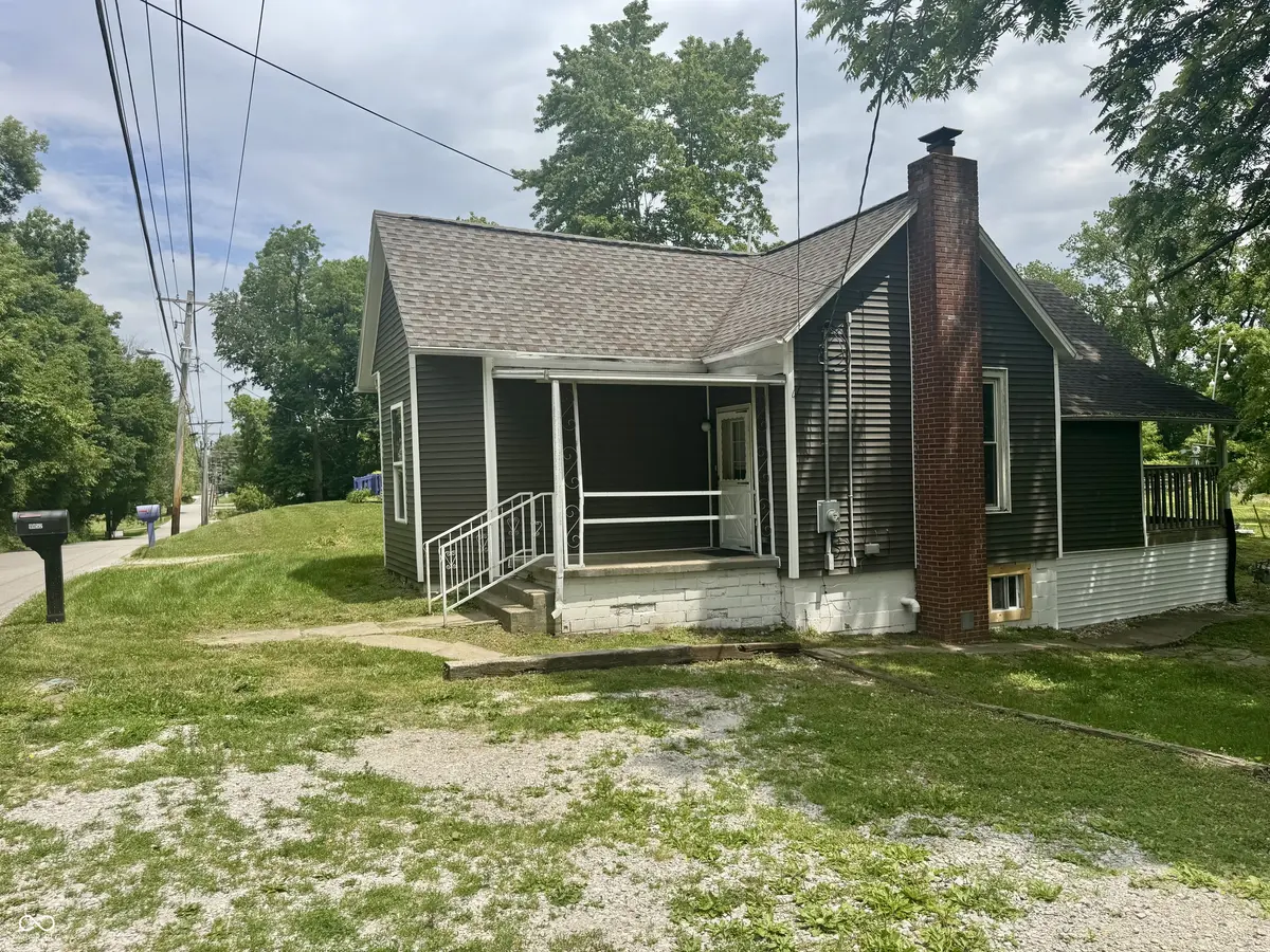 9852 N Knightsville Crawford ST, Brazil, IN 47834