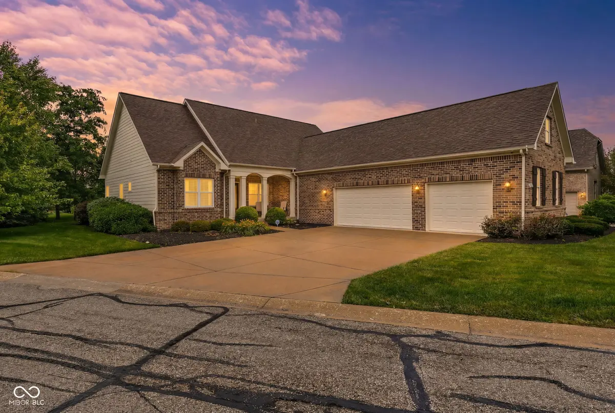 15404 Mission Hills CT, Carmel, IN 46033