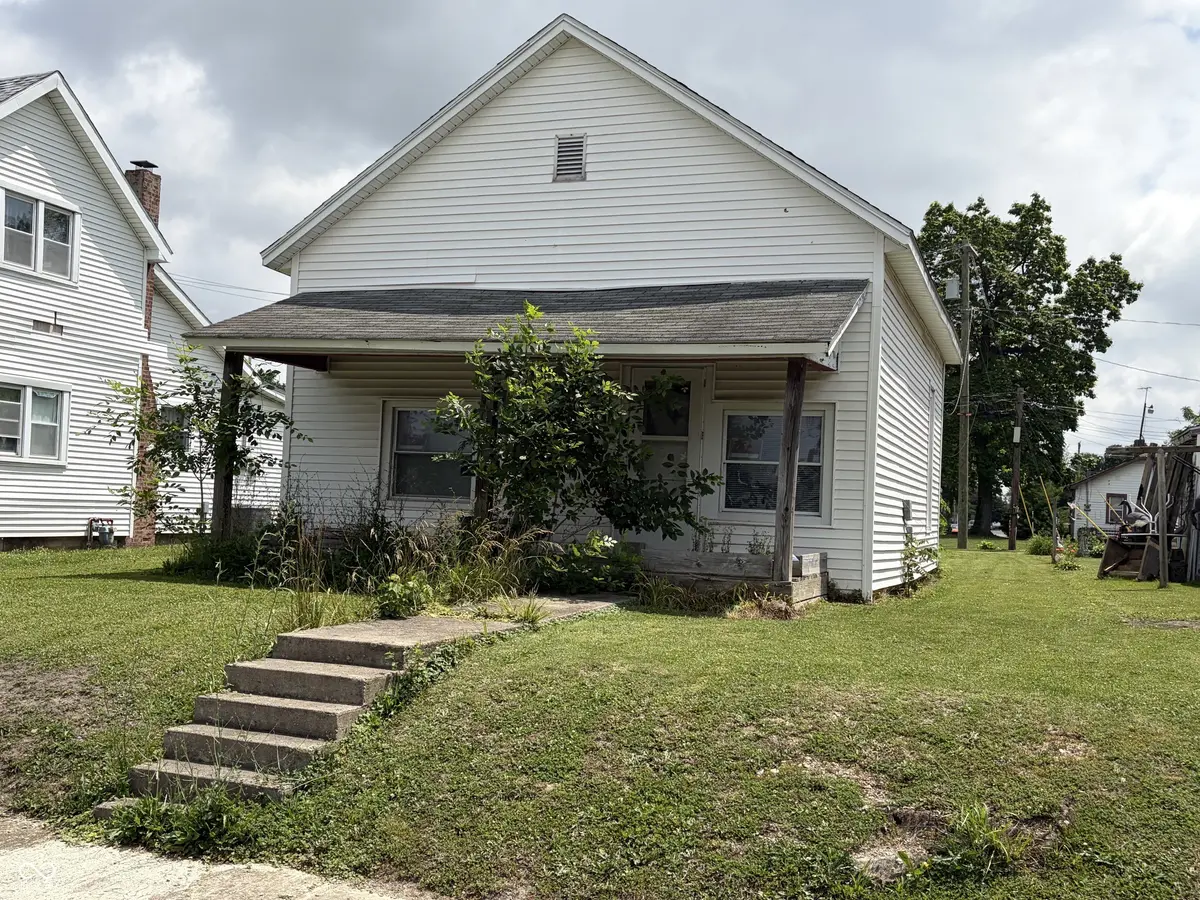 1018 S 15th ST, New Castle, IN 47362