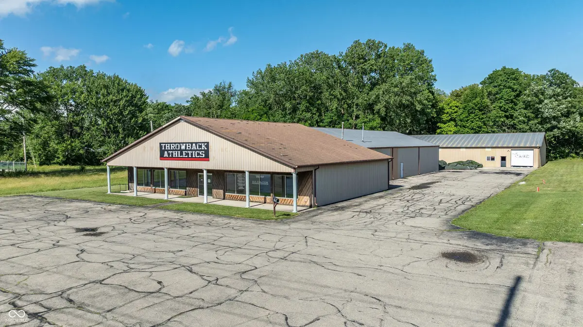 920 S Rangeline RD, Anderson, IN 46012