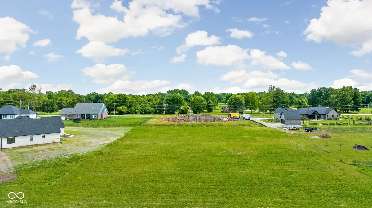 5872 Gibbs RD, Plainfield, IN 46168