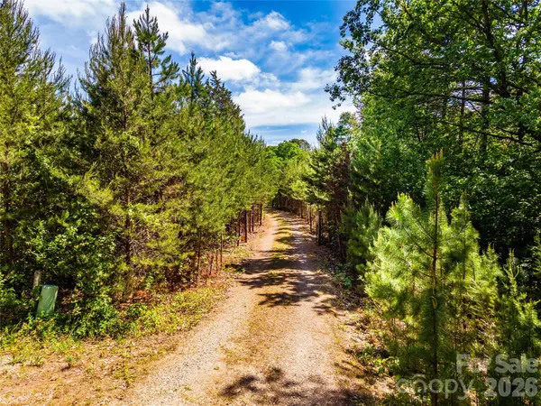 4515 Botany TRL, Maiden, NC 28650