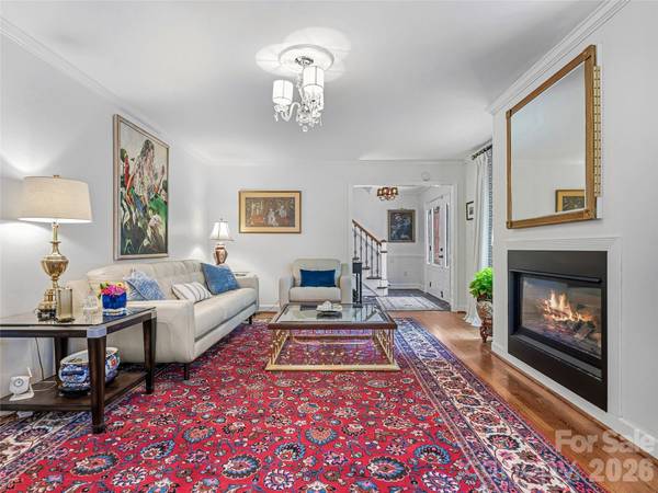 72 Brookwood RD, Asheville, NC 28804