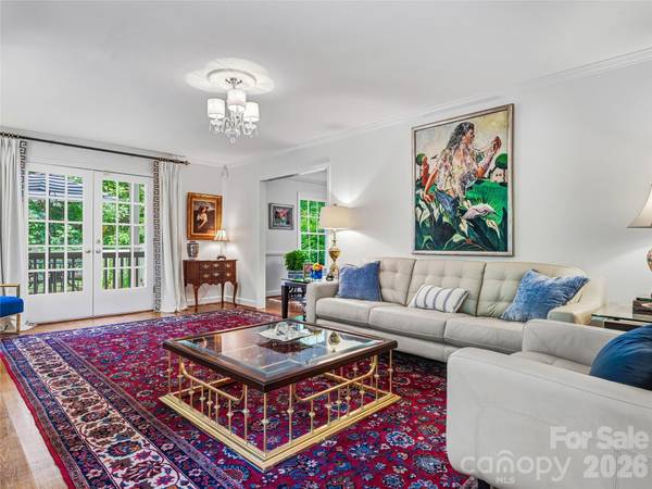 72 Brookwood RD, Asheville, NC 28804