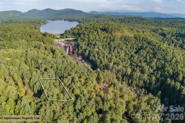 Lot 16 Toxaway Falls DR, Lake Toxaway, NC 28747