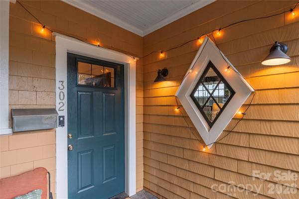 302 Hillside ST, Asheville, NC 28801