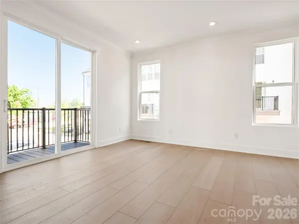 4062 Sophia DR, Charlotte, NC 28217
