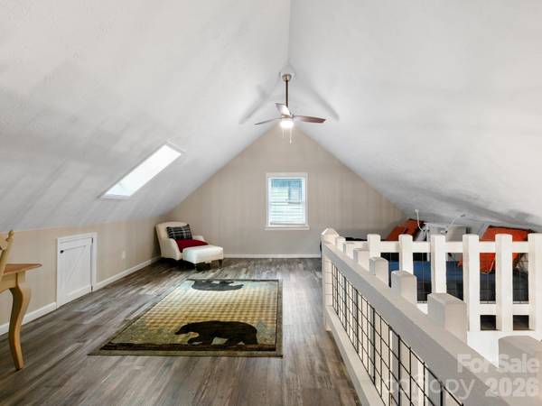 139 Kammerer DR, Waynesville, NC 28785