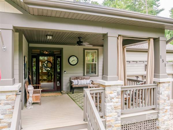 151 Monarch RD, Hendersonville, NC 28739