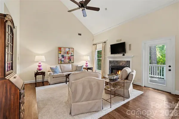 6419 Scarlet Oak LN, Charlotte, NC 28226