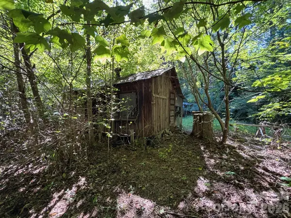 V/L Woodland DR, Marion, NC 28752