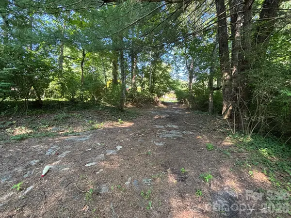 V/L Woodland DR, Marion, NC 28752