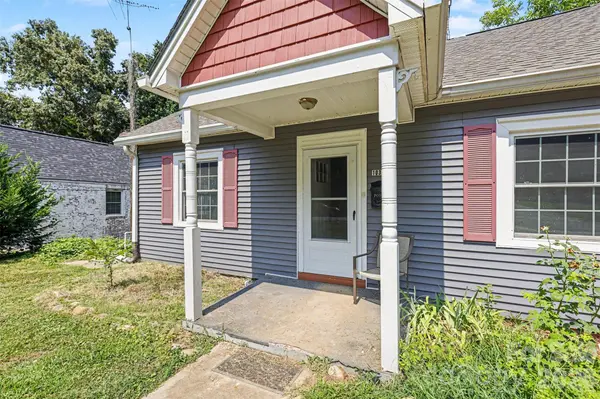 103 S Belvedere AVE, Gastonia, NC 28054