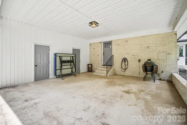 118 Lutomma CIR, Charlotte, NC 28270