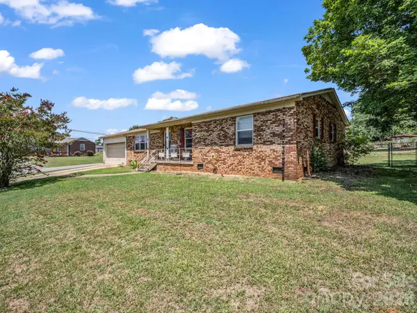 1206 Wyanoke AVE, Shelby, NC 28152