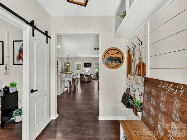 1033 Blue Stream LN, Indian Trail, NC 28079