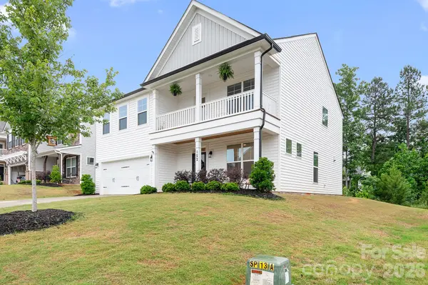 122 W Heart Pine LN, Statesville, NC 28677