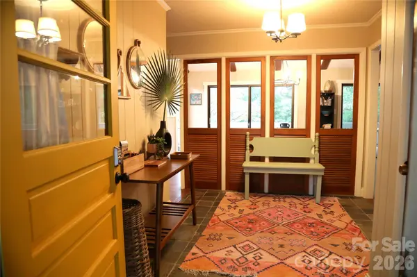 580 Whetstone Gap RD, Lake Toxaway, NC 28747