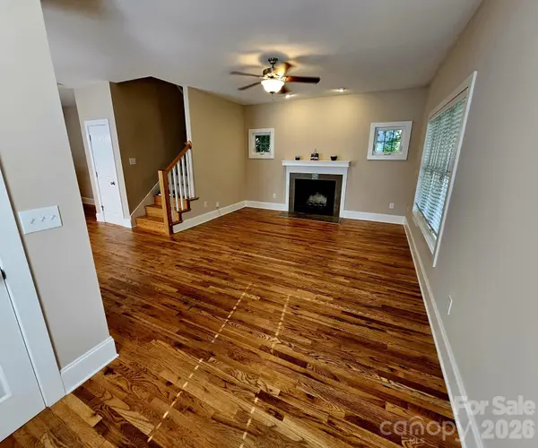17 Lamar AVE, Asheville, NC 28803
