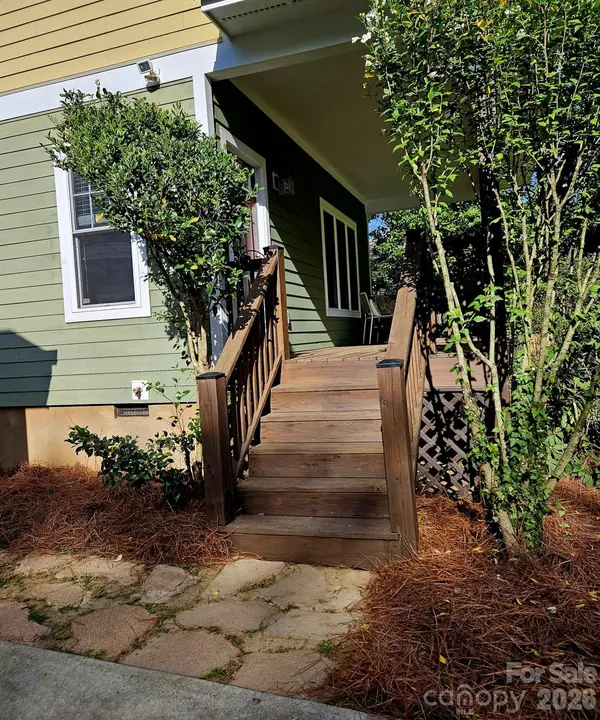 17 Lamar AVE, Asheville, NC 28803