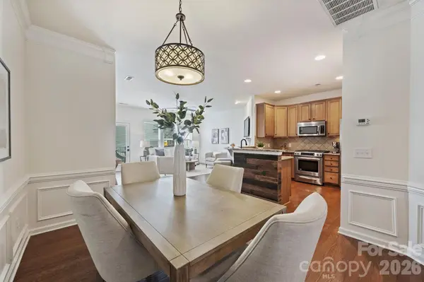 6408 Silver Star LN, Charlotte, NC 28210