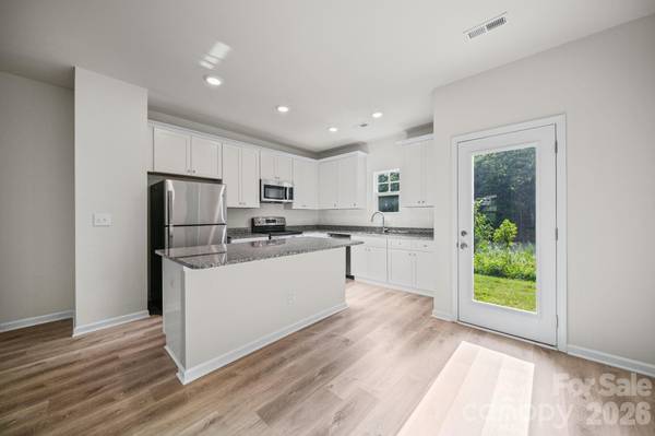 511 N Hill ST #C and D, Dallas, NC 28034