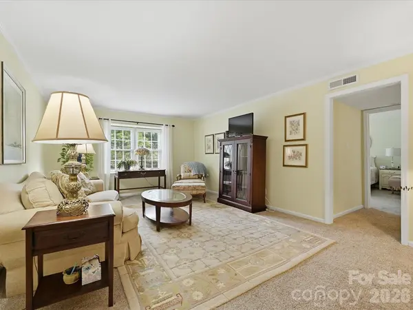 2233 Rexford RD #C, Charlotte, NC 28211