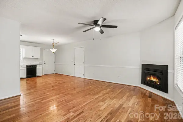 2466 Wilderness LN, Lenoir, NC 28645