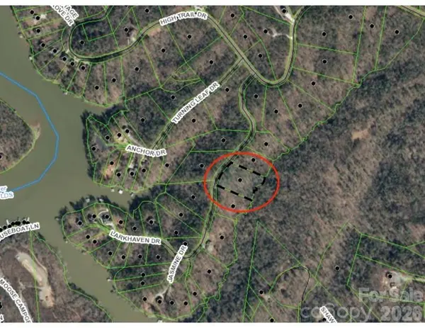 217 Larkhaven DR #53-11, Nebo, NC 28761