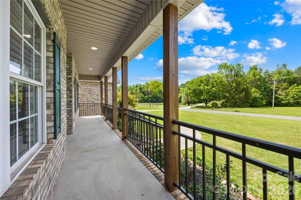 1545 Sides RD, Rockwell, NC 28138
