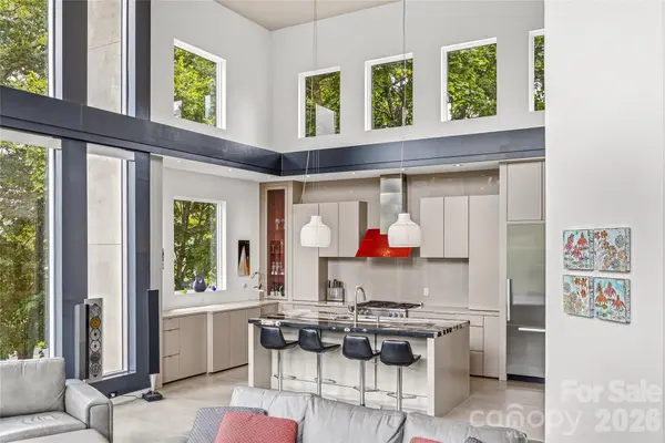 1165 Merrimon AVE, Asheville, NC 28804