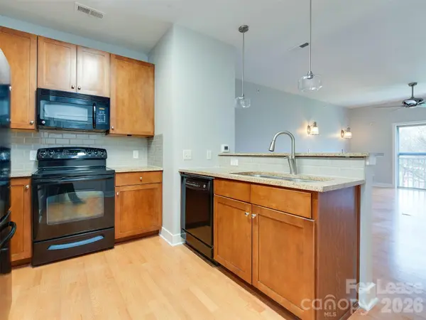 630 Calvert ST #407, Charlotte, NC 28208