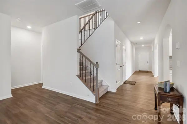 3307 Sand Post Oak CT, Gastonia, NC 28056
