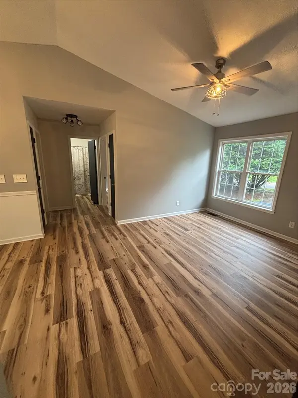 3253 Capital CT, Lenoir, NC 28645