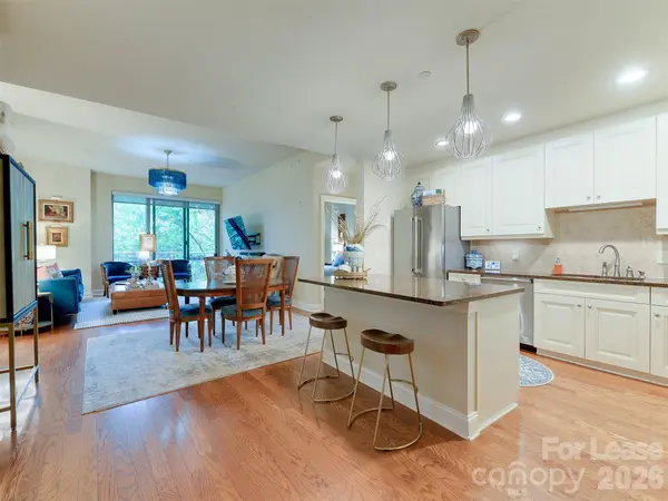 701 Royal CT #306, Charlotte, NC 28202