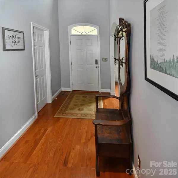 2525 Brook Stone DR, Clemmons, NC 27012