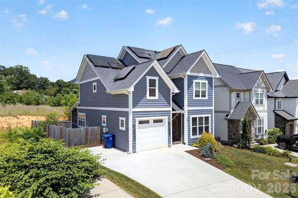 22 Tudor WAY, Black Mountain, NC 28711