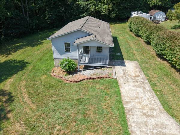 4843 Mayfield DR, Granite Falls, NC 28630