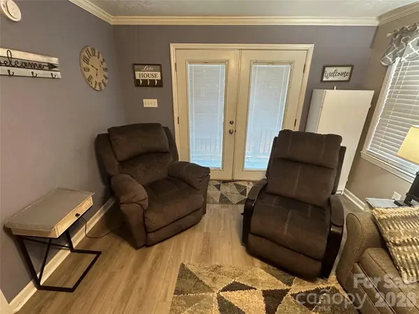 138 Marina DR, New London, NC 28127