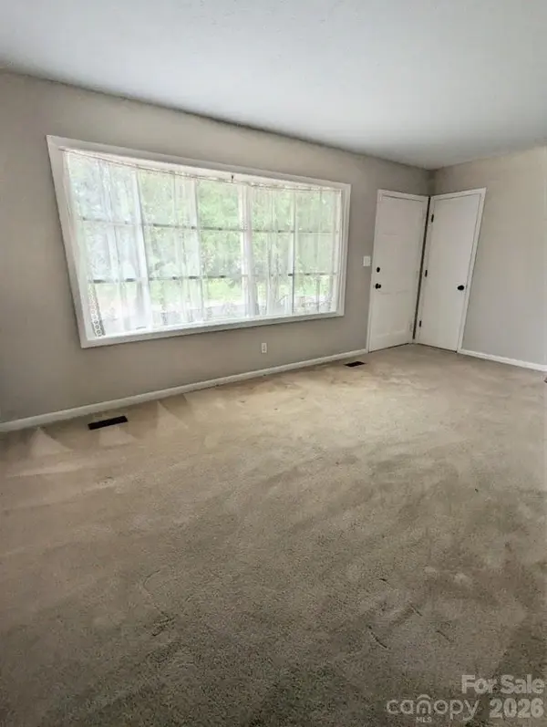 930 Eastview ST, Shelby, NC 28152