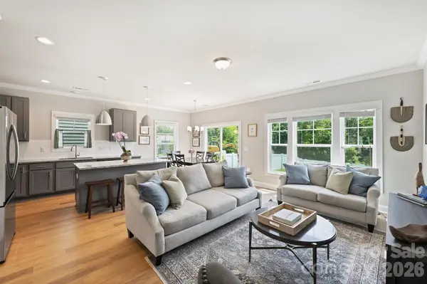 9034 Henry Thoreau RD, Charlotte, NC 28214