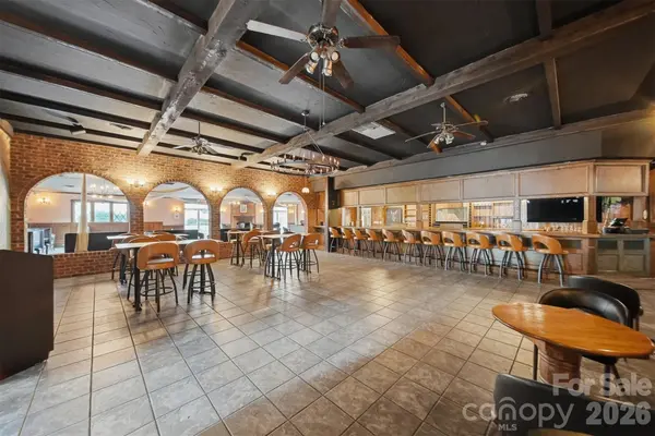 2289 St Pauls Church RD, Newton, NC 28658