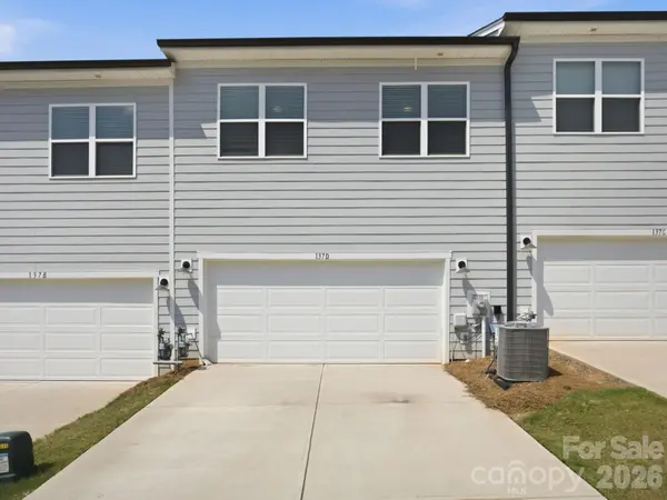 137-D Forest Lake BLVD, Mooresville, NC 28117