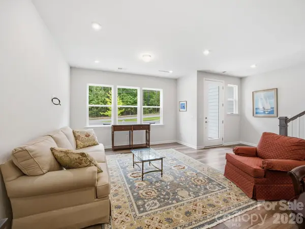 137-D Forest Lake BLVD, Mooresville, NC 28117