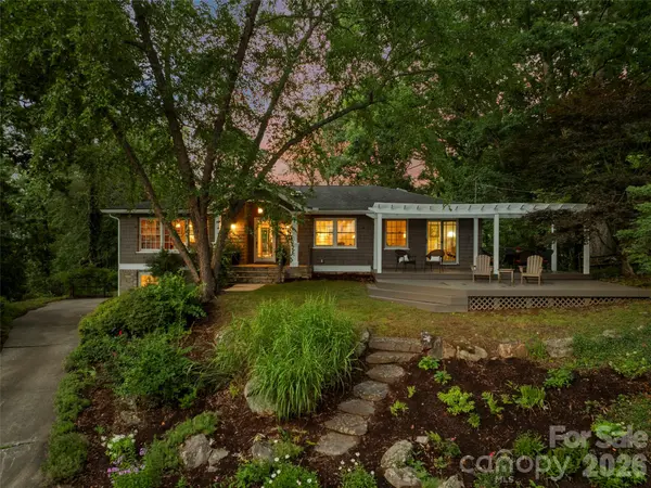 528 N Griffing BLVD, Asheville, NC 28804