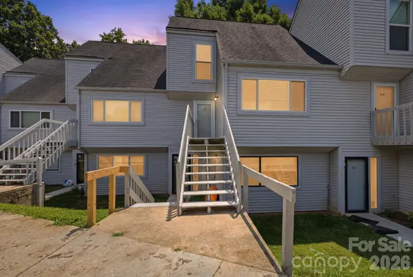1050 21st AVE NW #6, Hickory, NC 28601