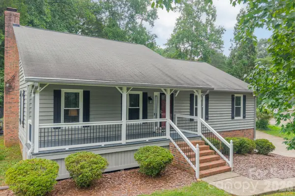 7400 Sample RD, Huntersville, NC 28078