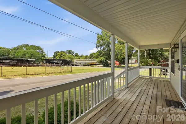247 Troutman AVE, Mooresville, NC 28115